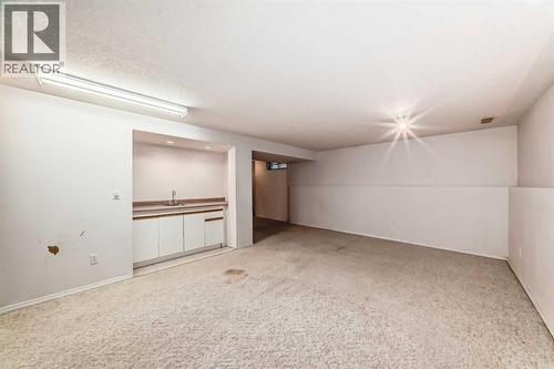 352 Malvern Close Ne, Calgary, AB - Indoor Photo Showing Other Room