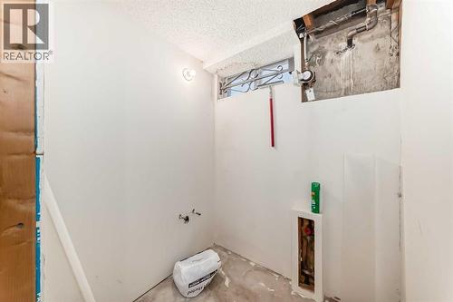 352 Malvern Close Ne, Calgary, AB - Indoor