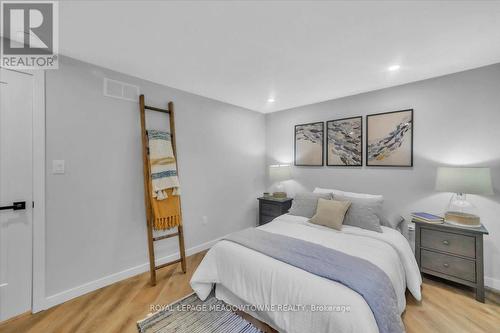 80 Mcanulty Boulevard, Hamilton, ON - Indoor Photo Showing Bedroom