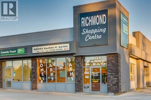 4313 30 Avenue Sw, Calgary, AB - Outdoor