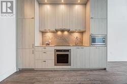 219 - 858 DUPONT STREET  Toronto, ON M6G 0C1