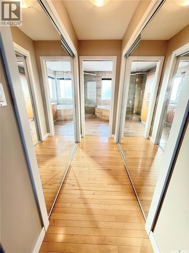 785 Washington Drive, Weyburn, SK - Indoor Photo Showing Other Room