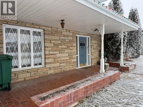 503 7Th Avenue W, Biggar, SK - Outdoor With Deck Patio Veranda