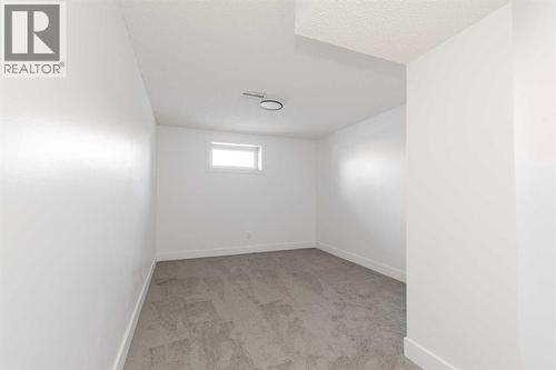 113 Bird Crescent, Fort Mcmurray, AB - Indoor Photo Showing Other Room