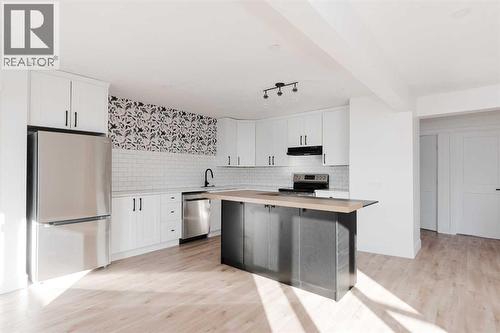 113 Bird Crescent, Fort Mcmurray, AB - Indoor Photo Showing Kitchen