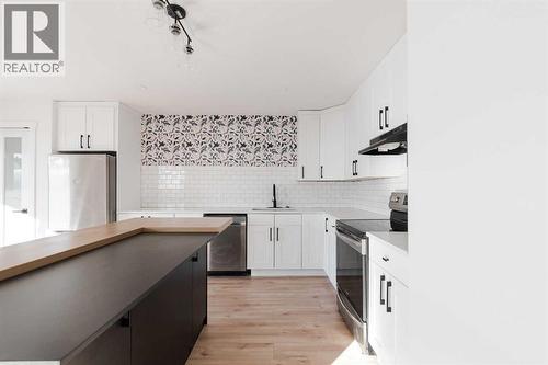 113 Bird Crescent, Fort Mcmurray, AB - Indoor Photo Showing Kitchen