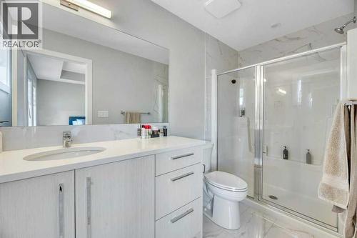 Primary Ensuite - 121 Dawson Circle, Chestermere, AB - Indoor Photo Showing Bathroom