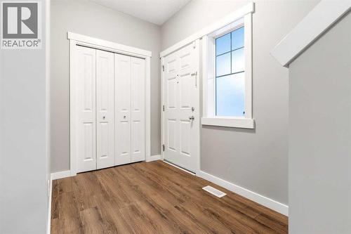 327 Panamount Point Nw, Calgary, AB - Indoor Photo Showing Other Room