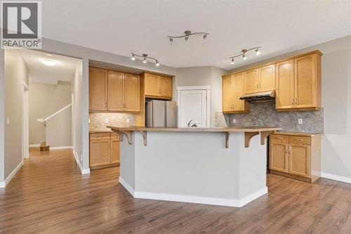 327 Panamount Point Nw, Calgary, AB - Indoor Photo Showing Kitchen