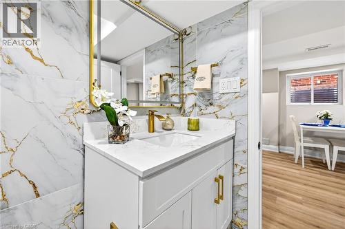 150 Brucedale Avenue E, Hamilton, ON - Indoor