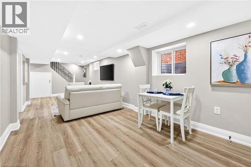 150 Brucedale Avenue E, Hamilton, ON - Indoor