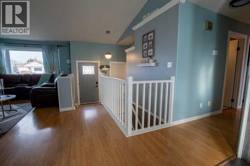 5018 42 Avenue, Taber, AB - Indoor