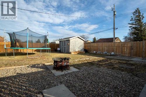 5018 42 Avenue, Taber, AB - Outdoor