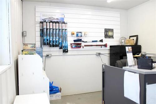 30110 31E Rd, Hanover Rm, MB 