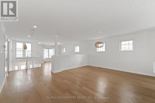 1056 Beach Boulevard, Hamilton, ON - Indoor Photo Showing Other Room