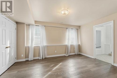 1056 Beach Boulevard, Hamilton, ON - Indoor Photo Showing Other Room