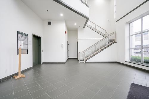 206 12877 76 Avenue, Surrey, BC 