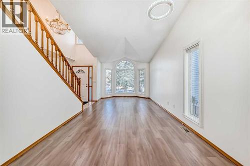 266 Edgepark Way Nw, Calgary, AB - Indoor Photo Showing Other Room