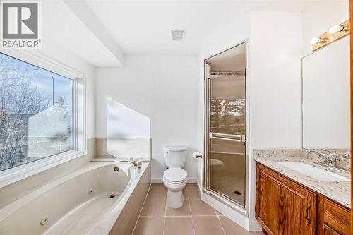 266 Edgepark Way Nw, Calgary, AB - Indoor Photo Showing Bathroom