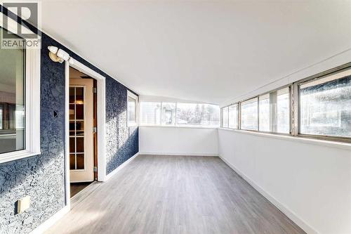 266 Edgepark Way Nw, Calgary, AB - Indoor Photo Showing Other Room