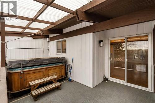 15 A Arlington Bay Se, Calgary, AB - Outdoor With Exterior