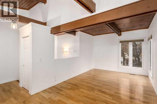 15 A Arlington Bay Se, Calgary, AB - Indoor Photo Showing Other Room