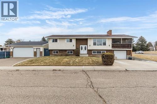 1919 9 Avenue NE  Medicine Hat, AB T1C 1L4