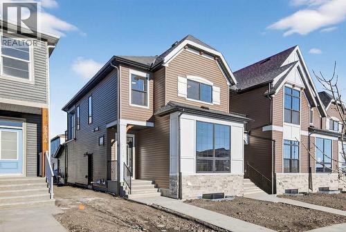 2238 Bayview Drive  Airdrie, AB T4B 3N6