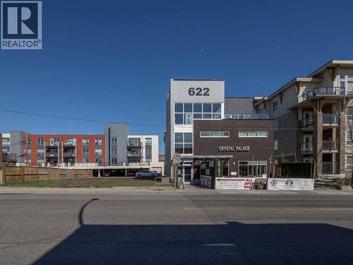 622 Edmonton Trail Ne, Calgary, AB 