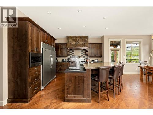 4284 Jaud Road, Kelowna, BC - Indoor
