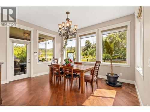 4284 Jaud Road, Kelowna, BC - Indoor Photo Showing Dining Room