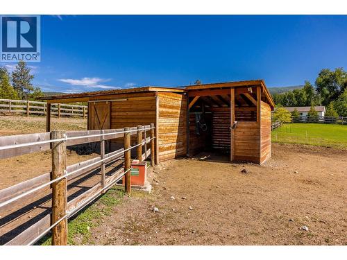 4284 Jaud Road, Kelowna, BC - Outdoor