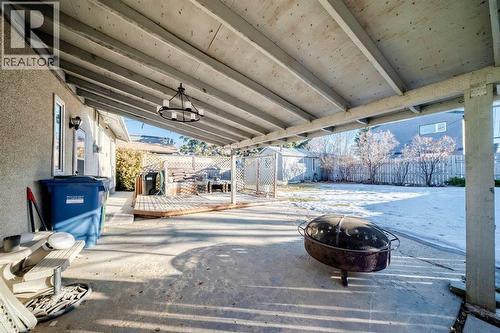 2205 80 Avenue Se, Calgary, AB - 