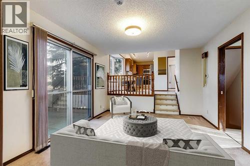 3387 Breton Close Nw, Calgary, AB - Indoor