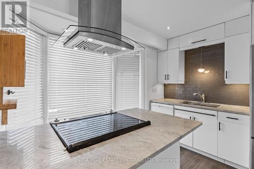 19 - 55 Arbour Glen Crescent, London East (East A), ON - Indoor Photo Showing Kitchen