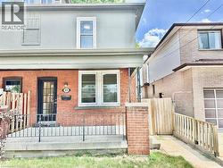 215 ROSEWOOD Road  Hamilton, ON L8K 3J5