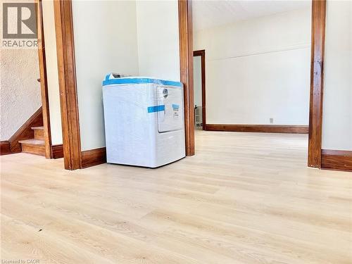 215 Rosewood Road, Hamilton, ON - Indoor Photo Showing Other Room