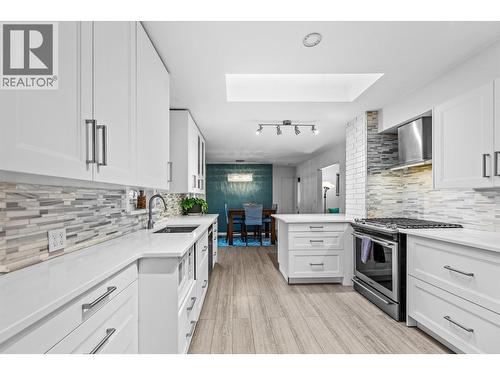 13614 SPENCER Avenue  Summerland, BC V0H 1Z0