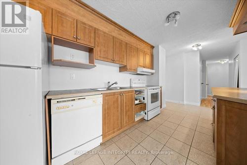 703 - 1190 Richmond Road, Ottawa, ON - Indoor Photo Showing Kitchen With Double Sink