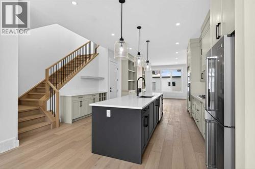 1137 41 Street Sw, Calgary, AB - Indoor Photo Showing Kitchen With Upgraded Kitchen