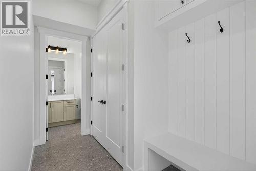 1137 41 Street Sw, Calgary, AB - Indoor Photo Showing Other Room