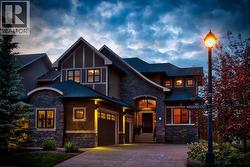 2 Wexford Crescent SW  Calgary, AB T3H 0G9