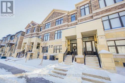 20 KAHSHE LANE  Richmond Hill, ON L4S 0N7