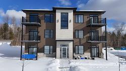 241 Boul. Louis-Joseph-Papineau  Cowansville, QC J2K 0E2