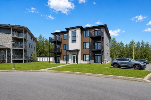 Front of Structure - 241 Boul. Louis-Joseph-Papineau, Cowansville, QC - Outdoor With Facade