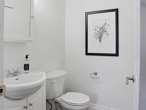 106 126 Farnham Gate Road, Halifax, NS 