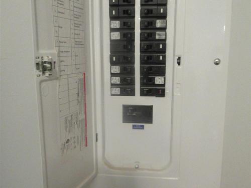 103 1230 Dawson Road, Thunder Bay, ON - Indoor Photo Showing Bathroom