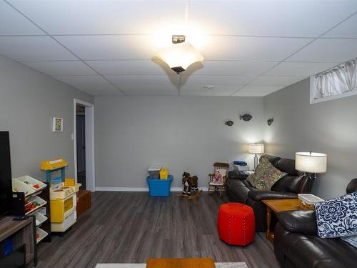 281 Caribou Crescent, Thunder Bay, ON - Indoor