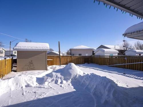 281 Caribou Crescent, Thunder Bay, ON - Outdoor