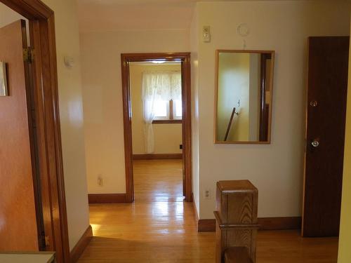 836 Simpson Street, Thunder Bay, ON - Indoor Photo Showing Other Room